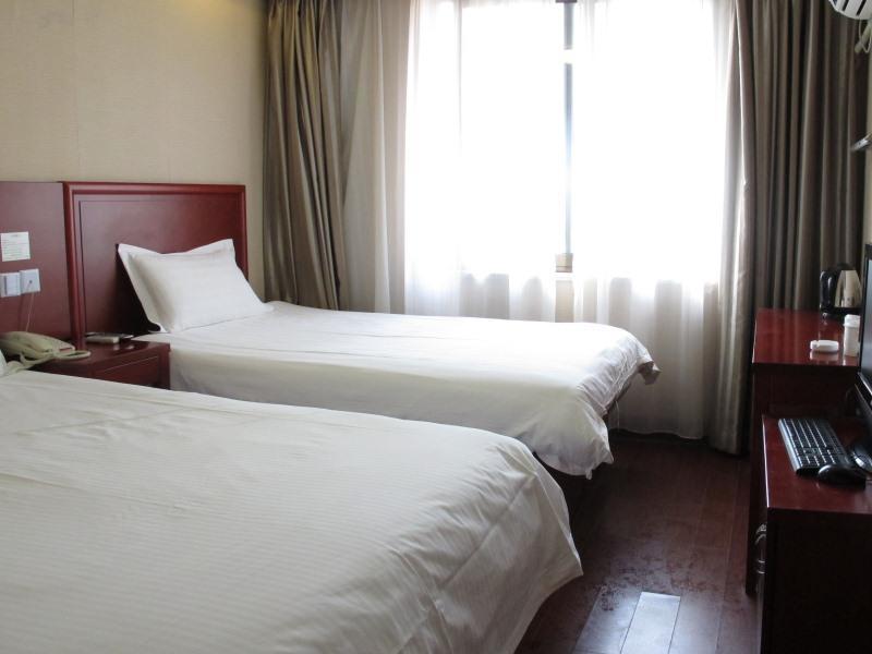Greentree Alliance Shandong Qingdao Huangdao Zhangyanshan Road Zhongyang Hotel Kültér fotó